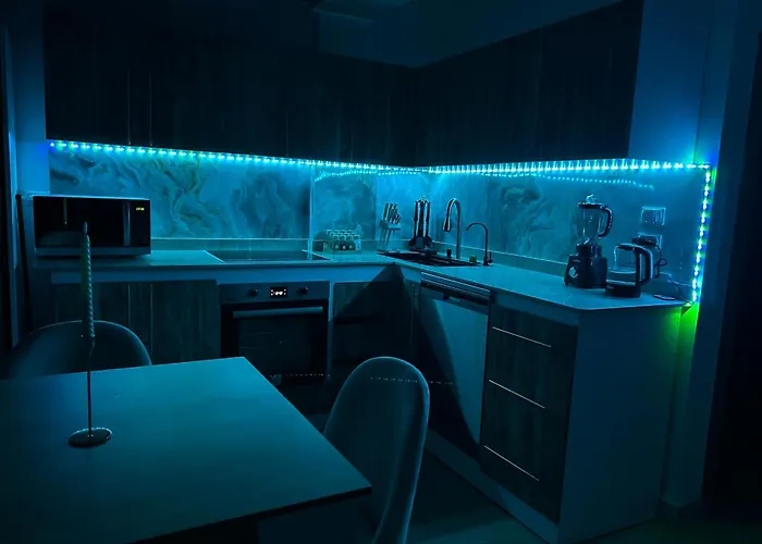 Sea-view 1br Balcony Full Kitchen Апарт-отель Марса-Алам