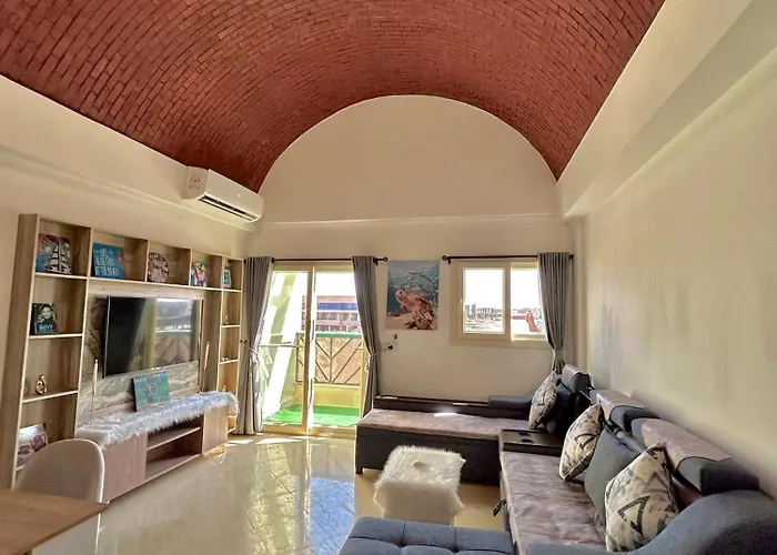 Sea-view 1br Balcony Full Kitchen * Марса-Алам