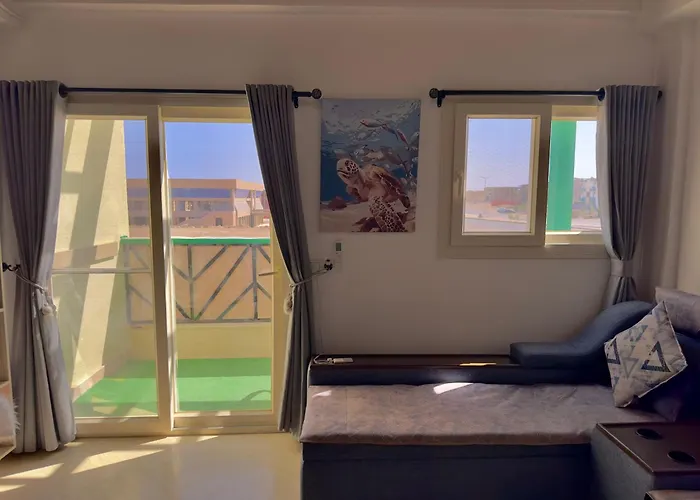 Апарт-отель Sea-view 1br Balcony Full Kitchen *