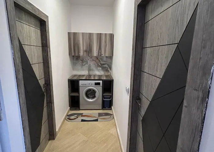Апарт-отель Sea-view 1br Balcony Full Kitchen